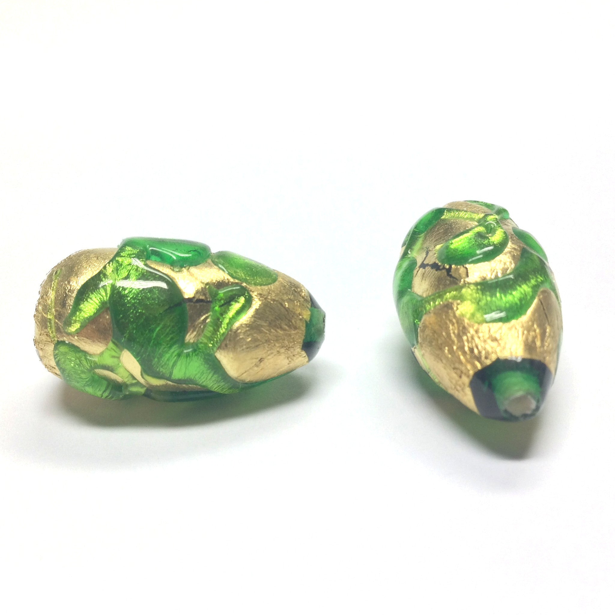 14X24MM Emerald/Gold Foil Pear Bead (1 pieces)