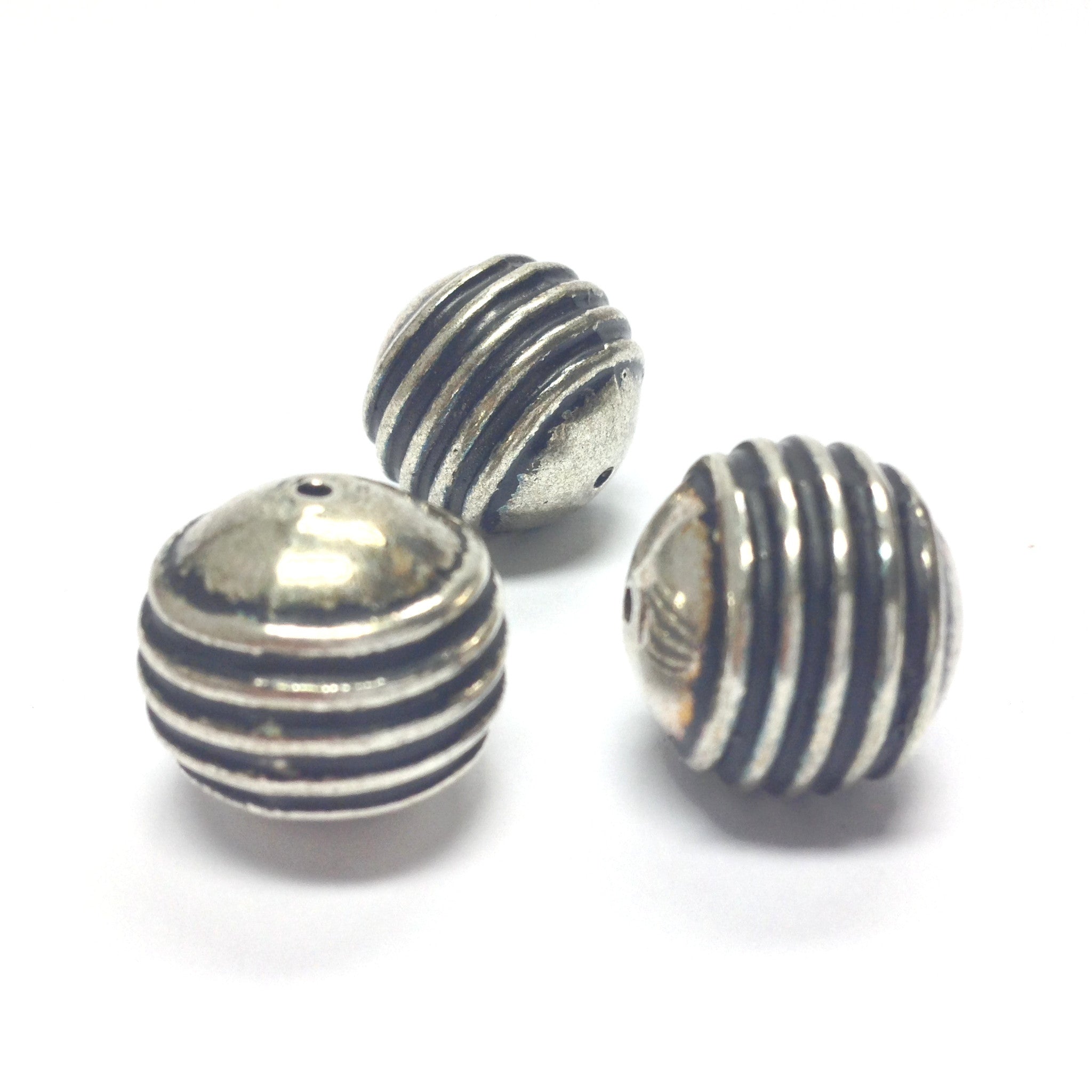 15MM Ant. Silver Ribbed Bead (36 pieces)